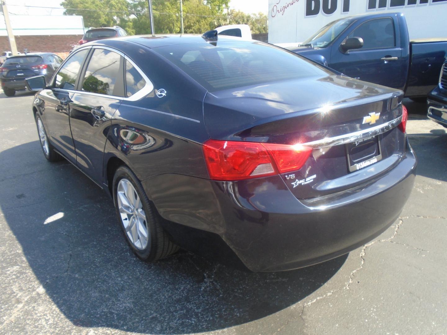 2017 Chevrolet Impala (2G1105S34H9) , located at 6112 N Florida Avenue, Tampa, FL, 33604, (888) 521-5131, 27.954929, -82.459534 - Photo#4